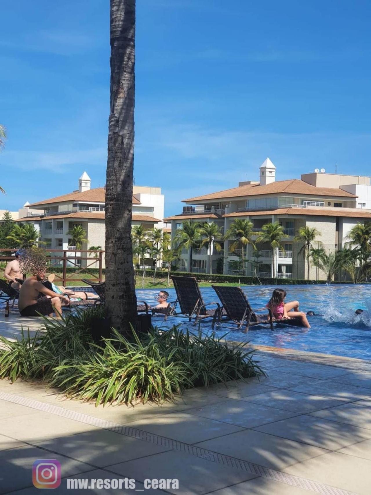Golf 1 Km Beach Parck Акирас Экстерьер фото